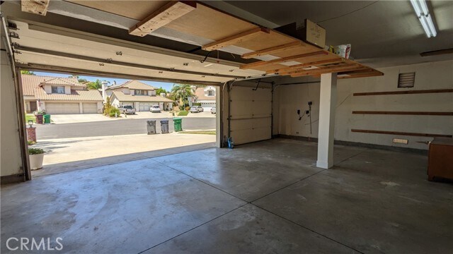 Building Photo - 40342 Corte Campeon