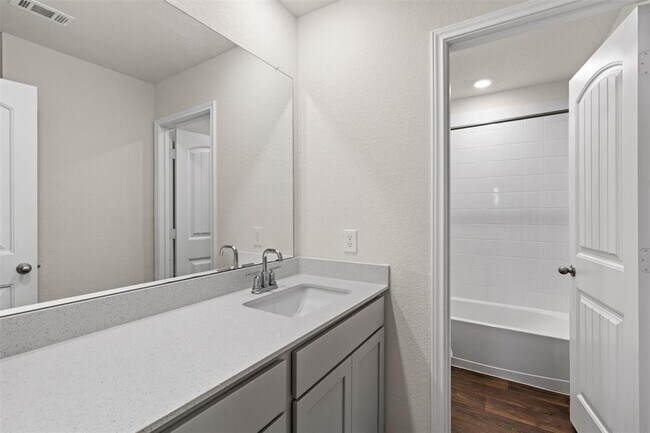Building Photo - 228 Brooklyn Dr