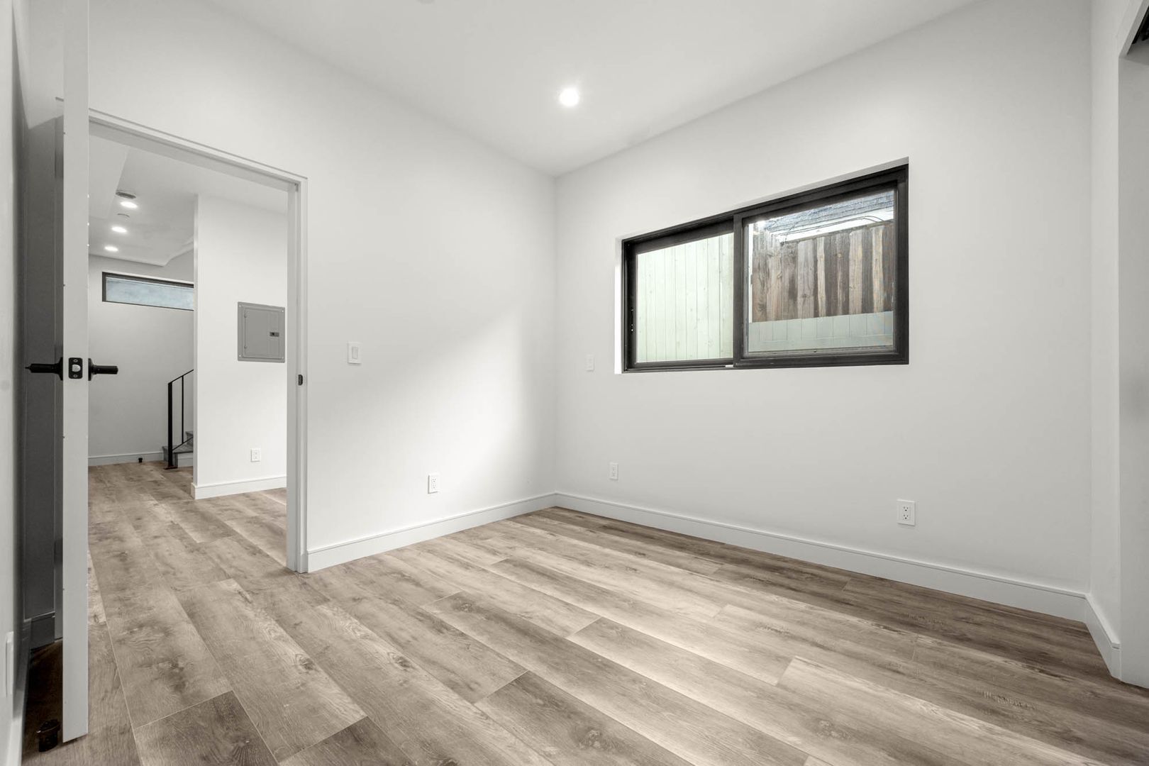 Building Photo - 1920 S Sherbourne Dr