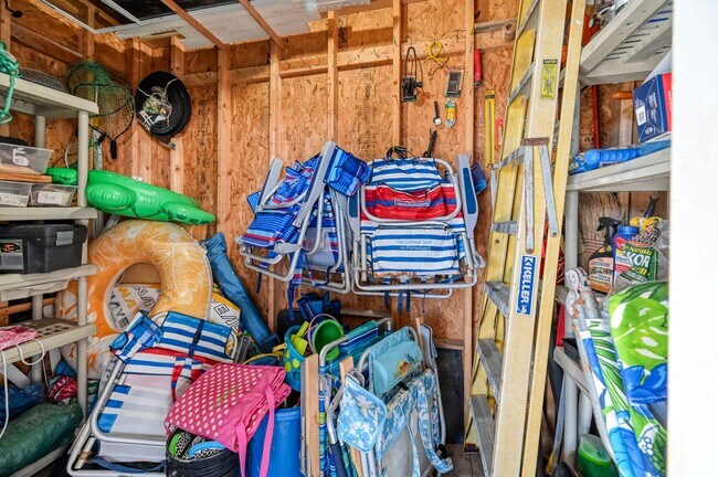 Building Photo - OFF-SEASON FURNISHED MONTHLY RENTAL STARTI...