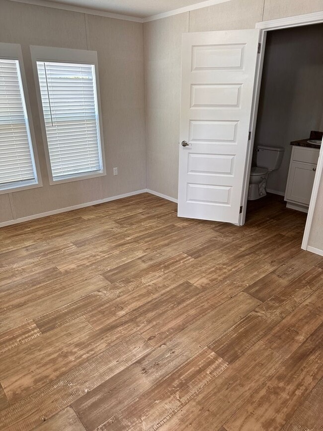 Building Photo - BRAND NEW-3 Bedroom / 2 Bath