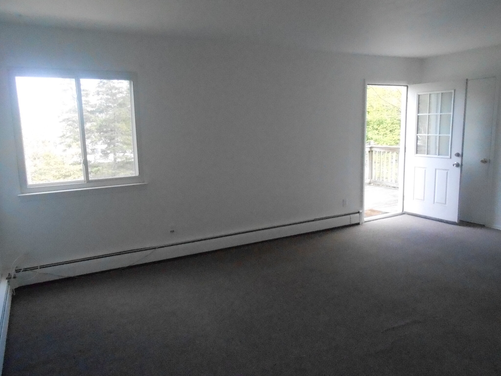 Main private entrance - 172 Wicks Rd