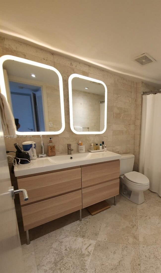 Building Photo - 780 NE 69th St