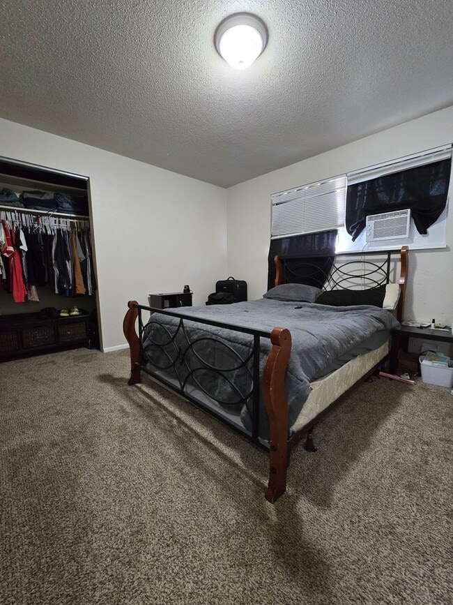 Building Photo - Great Home in Greeley