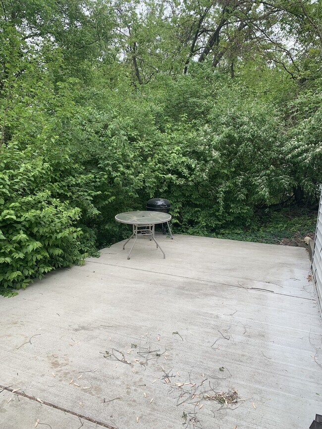 Building Photo - North