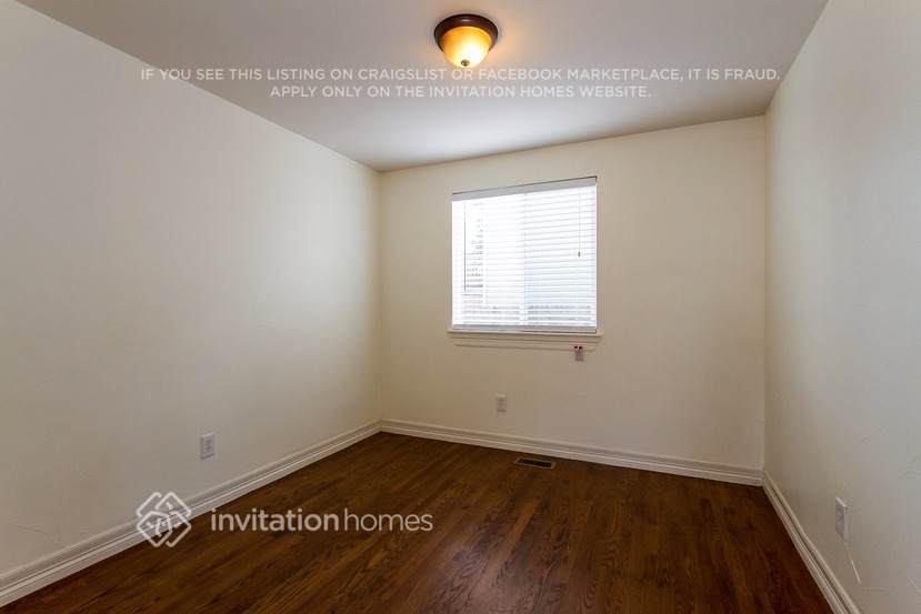 Building Photo - 1772 S Genoa Way