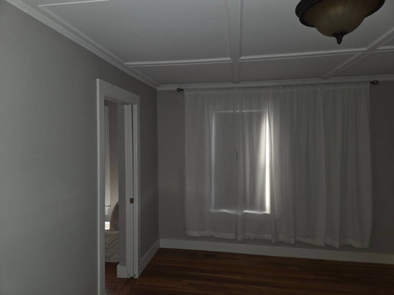 Building Photo - 26 1/2 Pearl St