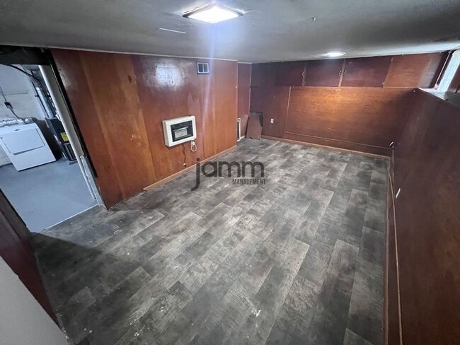 Building Photo - 3183 W 112th St