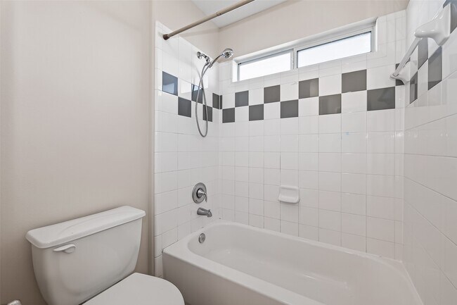 Building Photo - 21122 Maybrook Manor Ln