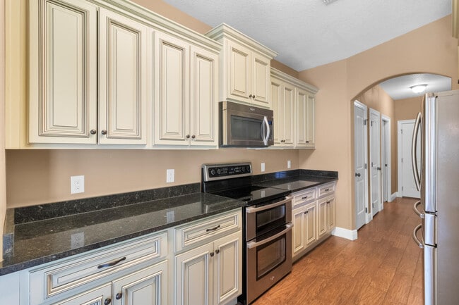 Building Photo - 6791 Flintwood St