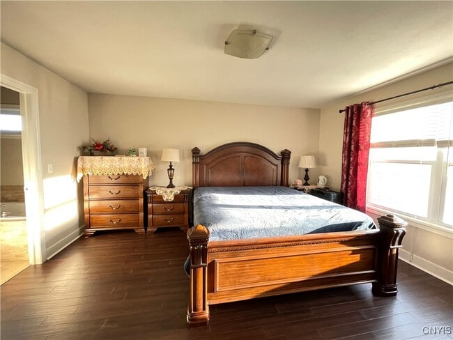 Building Photo - 4481 Southwood Heights Dr