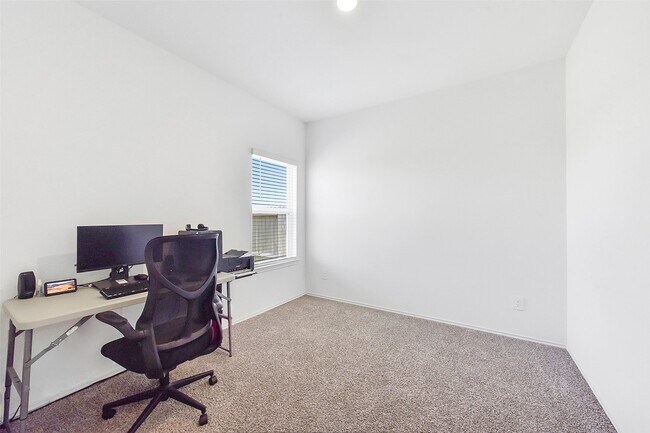 Building Photo - 24222 Sandstone Valley Ln