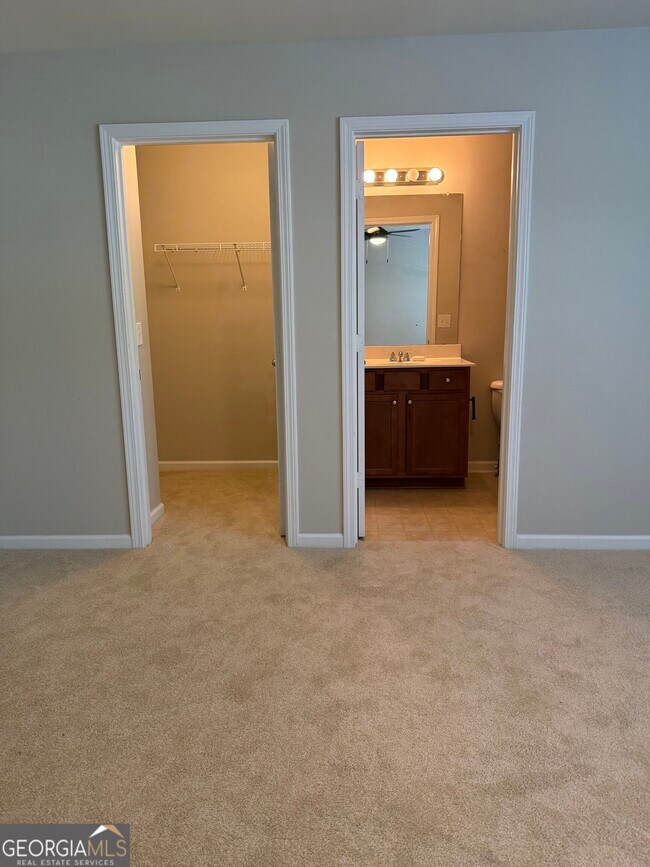 Building Photo - 151 Granite Way