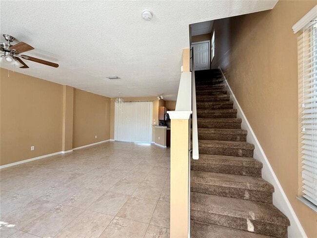 Building Photo - 12298 Country White Cir