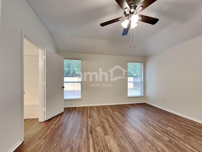 Building Photo - 12424 Silver Mist Trail