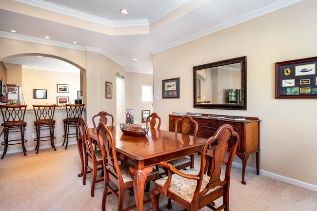 Building Photo - 3BR Open Floor Plan with Garage in Captain...