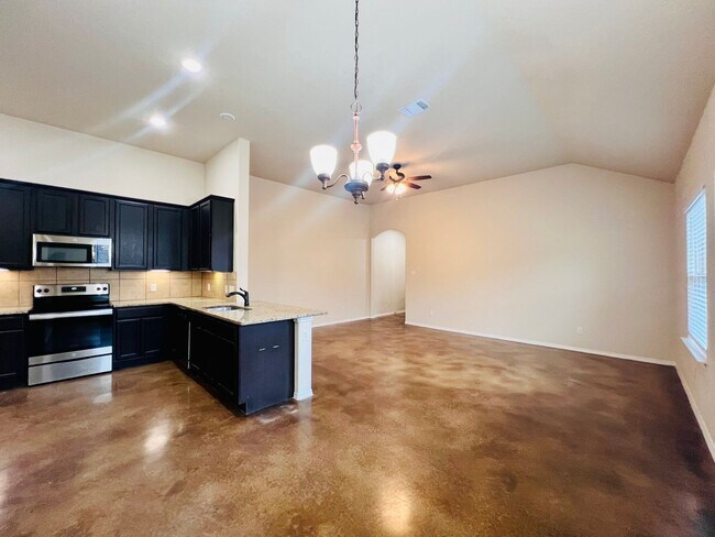 Building Photo - 10147 Westover Bluff