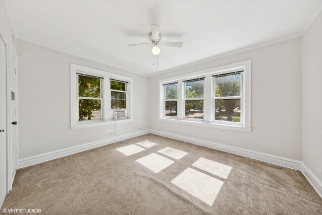 Building Photo - 6204 W Norwood St