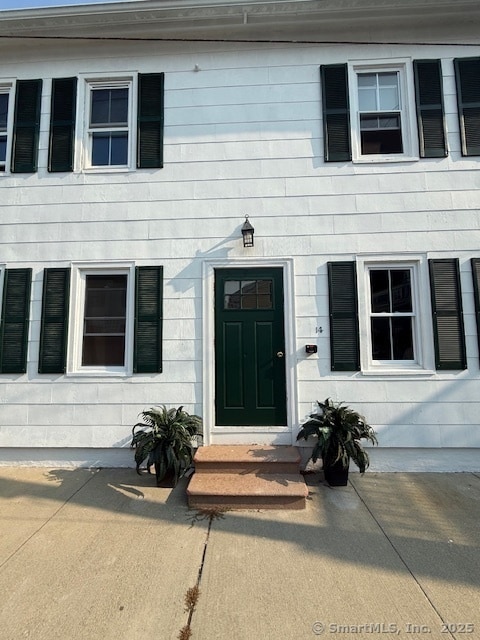 Building Photo - 14 Trumbull St