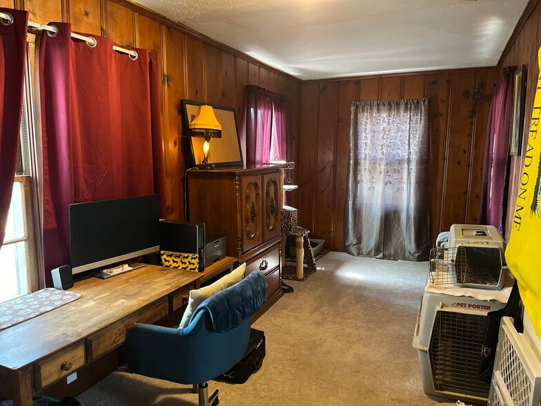 Bedroom 2 - 437 S Peachtree St