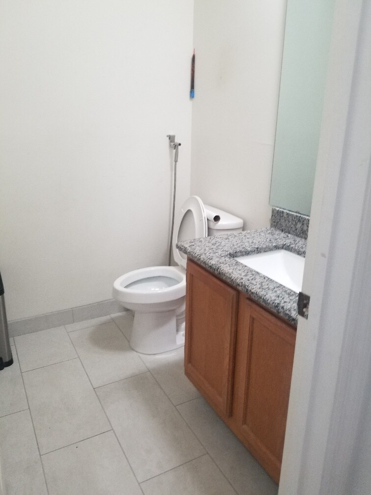 Building Photo - 8207 Olympia Ct