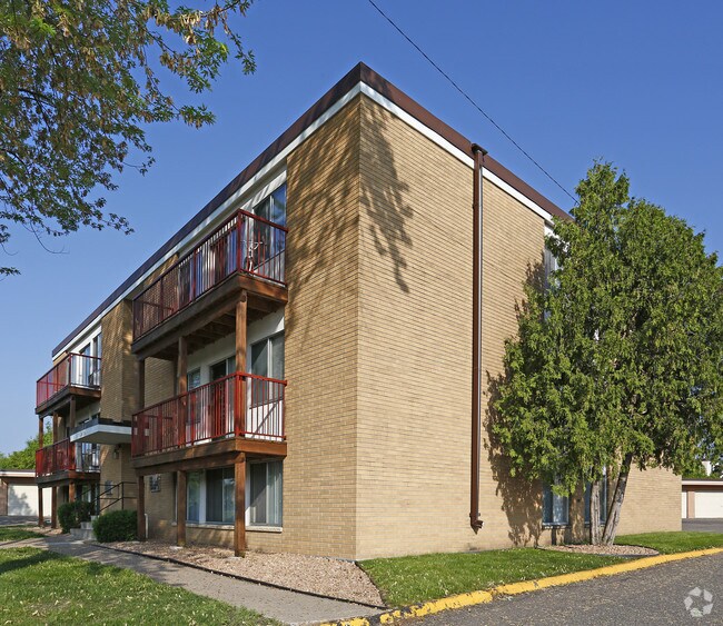 Rivercliff Apartments 2459 Youngman Ave Saint Paul MN 55116