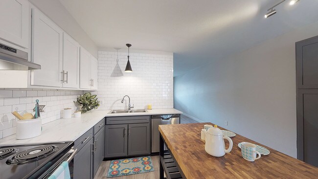 Building Photo - Wheelhouse Apartments