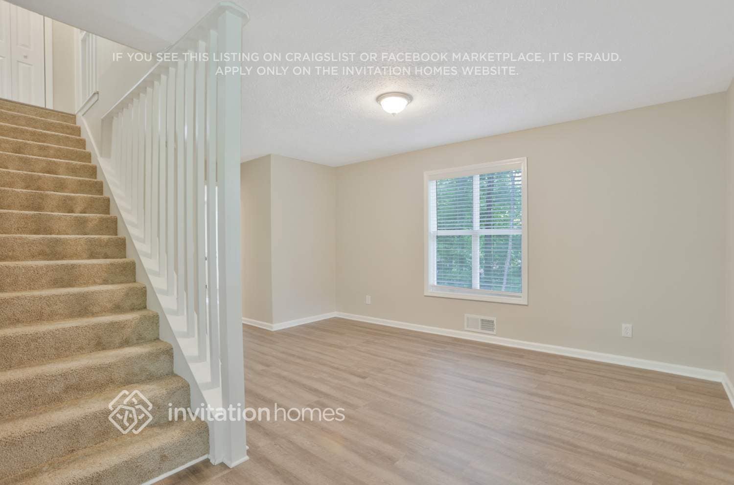 Building Photo - 1136 Norfolk Dr NW