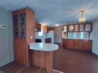 Building Photo - 308 Sunshine Dr