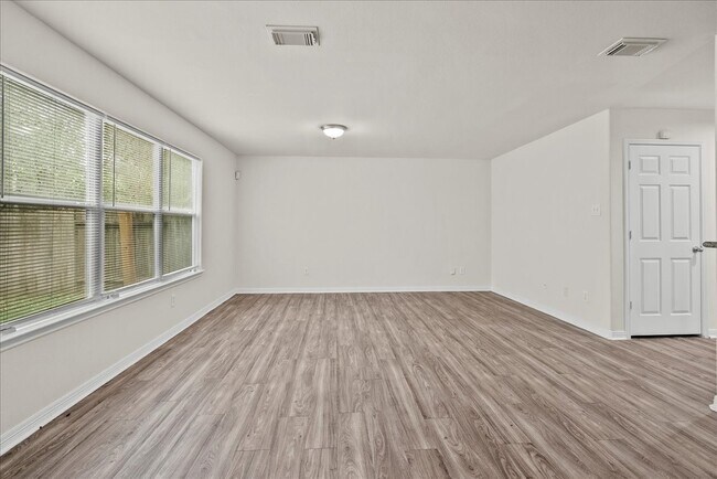 Building Photo - 2834 Arica Ln