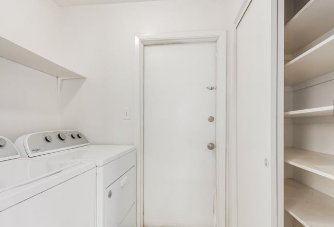 Building Photo - Great Chandler location with no HOA!!!