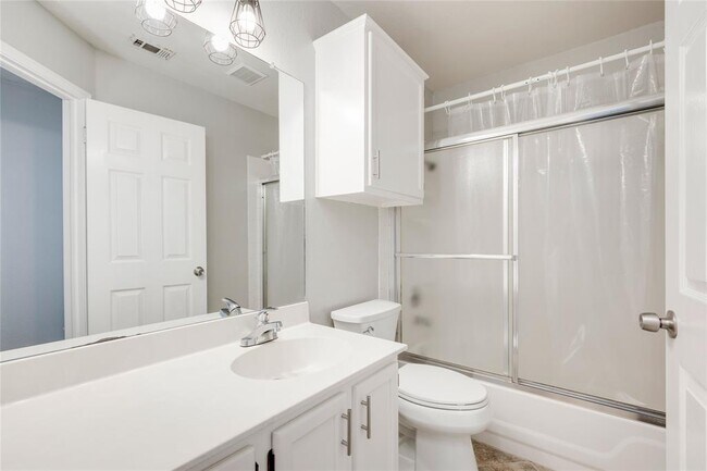 Building Photo - 13441 Gent Dr