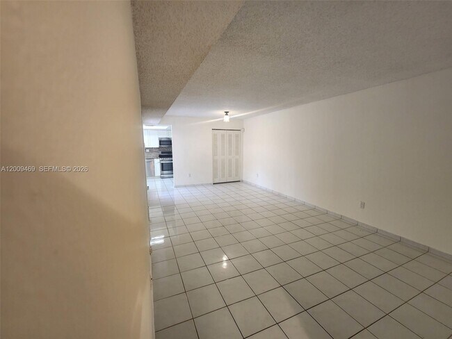 Building Photo - 11810 SW 80th St