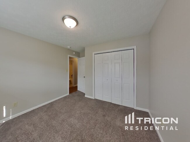 Building Photo - 12115 Mockernut Ct
