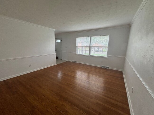 Building Photo - 24 Bohnert Dr