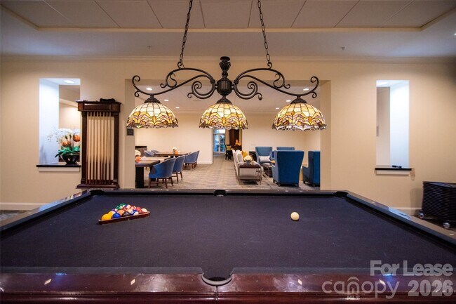 Building Photo - 300 W 5th St