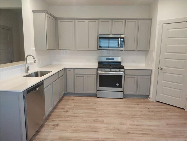 Building Photo - 10705 Meris Ln
