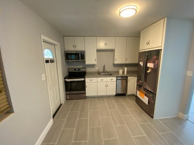 Building Photo - 635 S Lanvale Ave