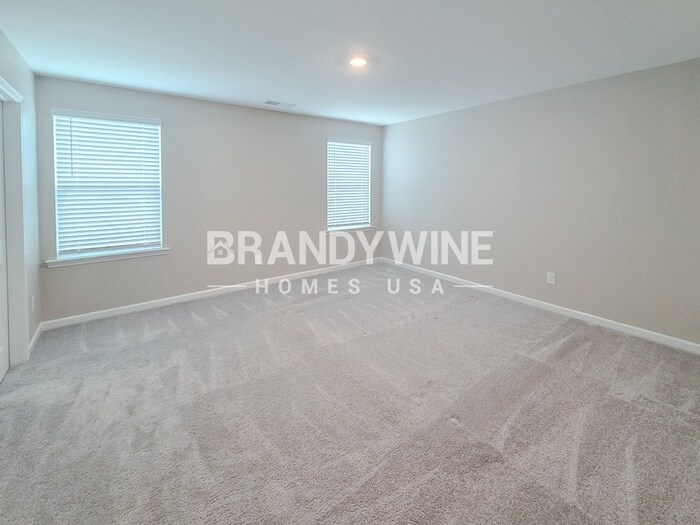 Building Photo - 628 Friesland Dr