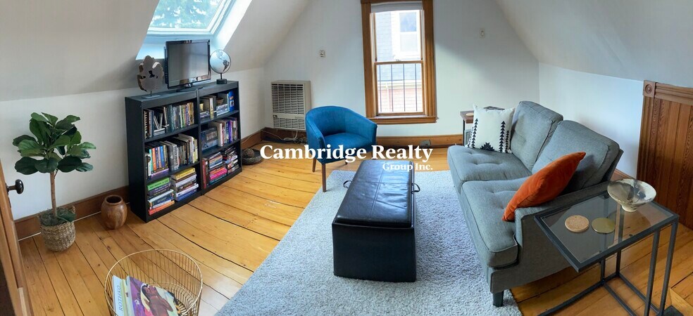 Primary Photo - 83 Orchard St