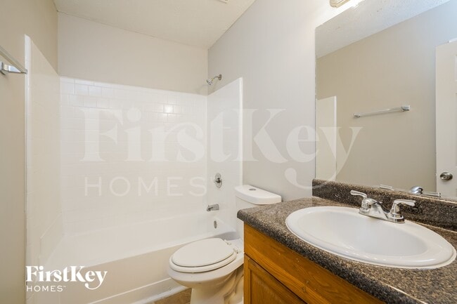 Building Photo - 248 Hickory Trail