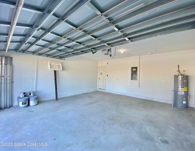 Building Photo - 1853 Farmhouse Rd SE