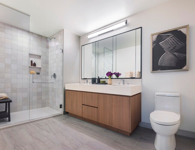 Building Photo - 164 N Peoria St