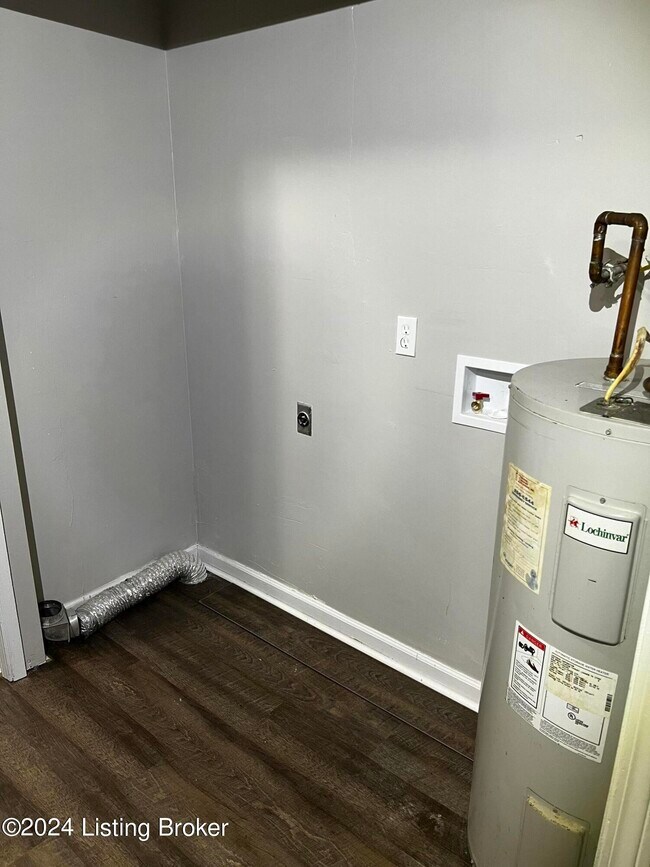 Building Photo - 11409 Deham Dr