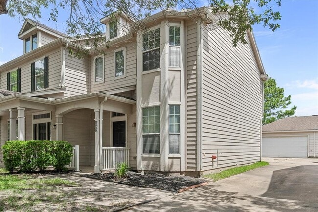 Building Photo - 16802 Pine Castle Dr