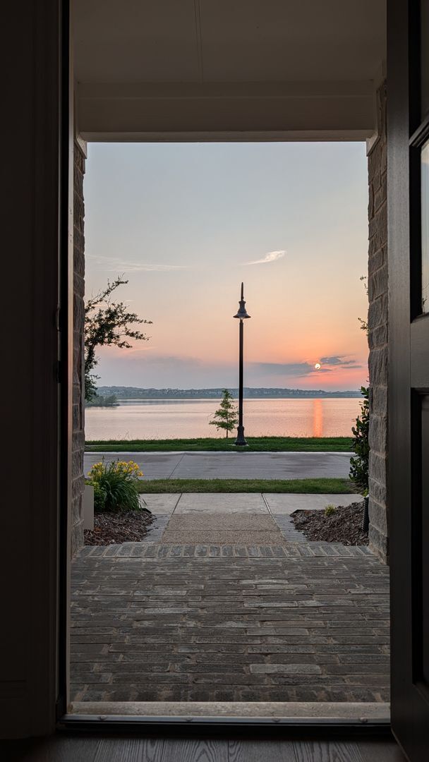 Building Photo - 3717 Island Vista Dr