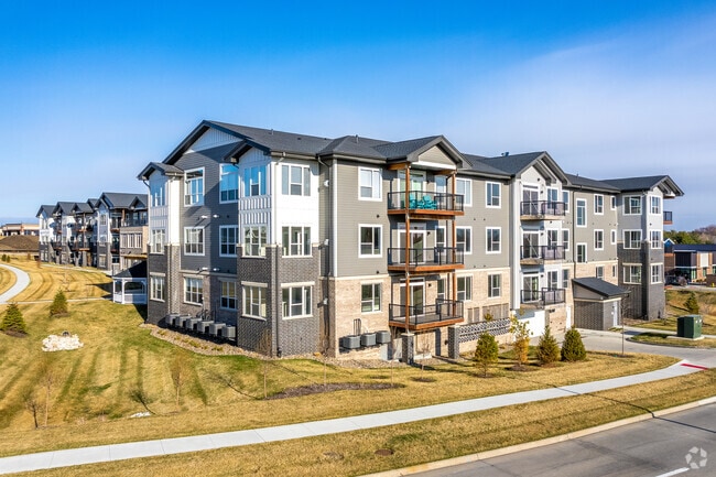 Building Photo - Aventura