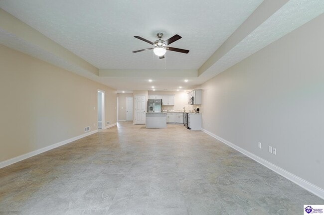Building Photo - 305 Breckinridge Cir