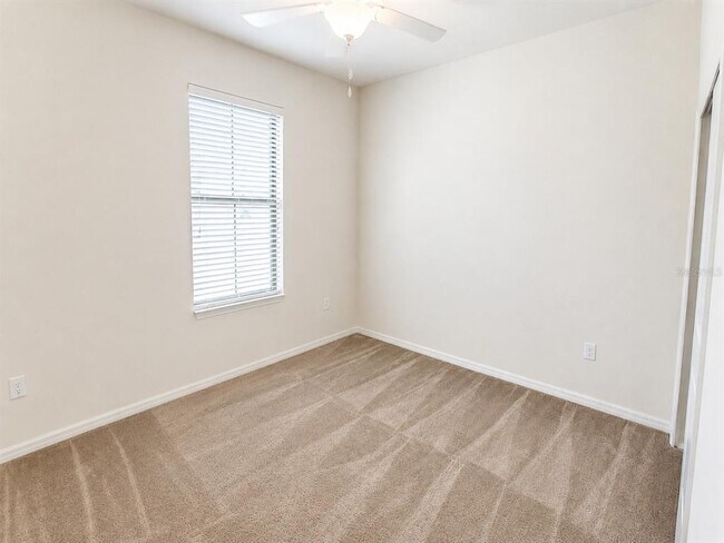 Building Photo - 7013 Island Queen Ct