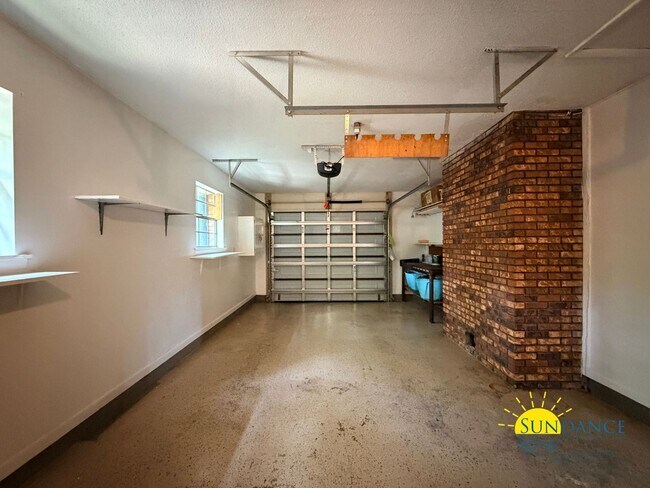 Building Photo - Comfortable 3BR Home in Fort Walton Beach Near Hurlburt Field & Eglin AFB!